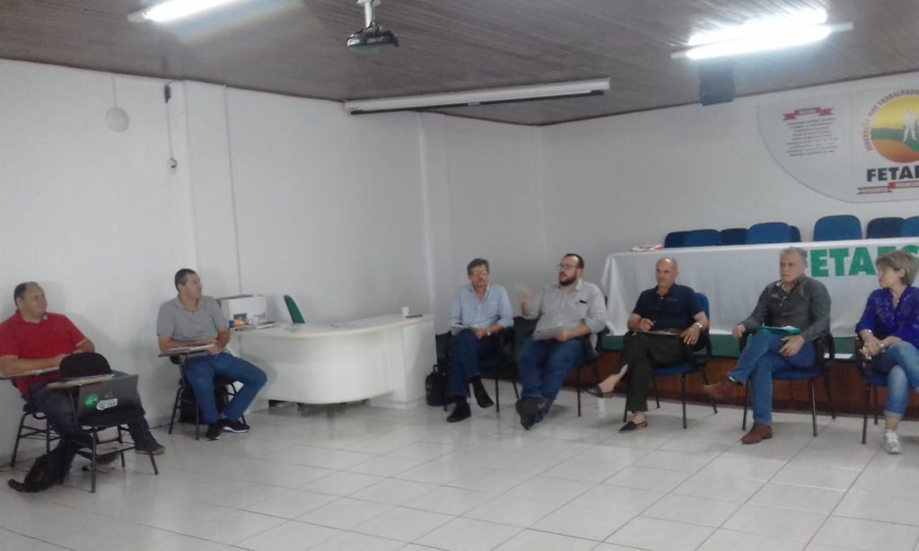 Presidente do STR de Vacaria e Muitos Capões participa de Encontro de Assalariados em Florianópolis SC