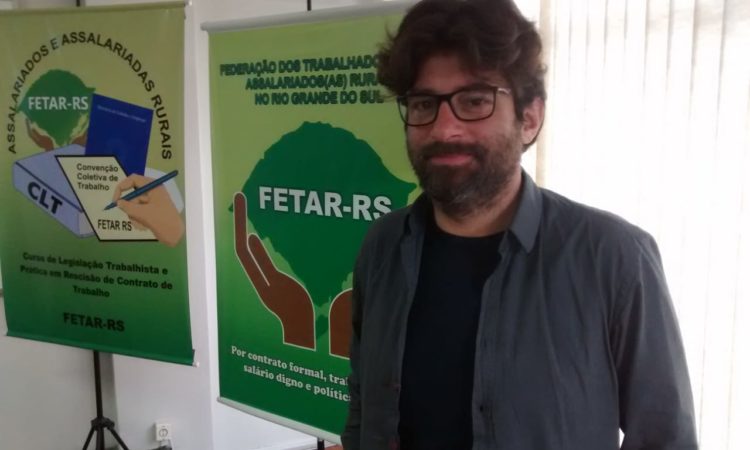 PROFESSOR ITALIANO PRESTIGIA CURSO SOBRE LEGISLAÇÃO TRABALHISTA DA FETAR RS