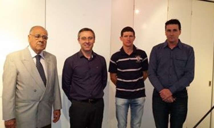 Em busca de parceria grupo de Vacaria participa de evento em Portugal