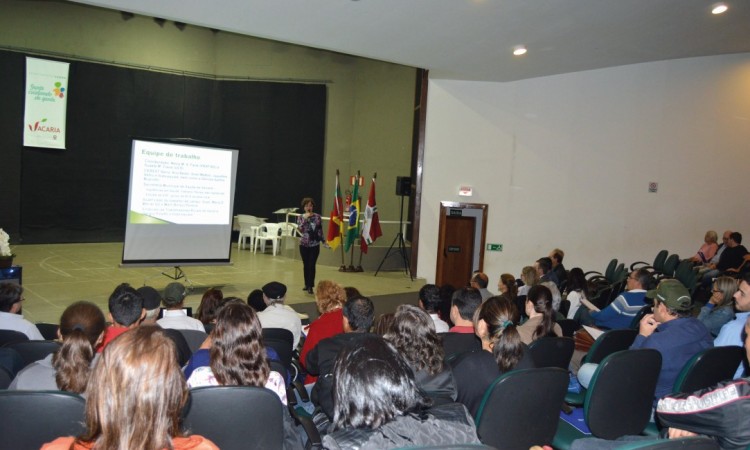 SEMINÁRIO DE SAÚDE DO TRABALHADOR DO CAMPO DIVULGA PESQUISA SOBRE O USO DE AGROTÓXICOS