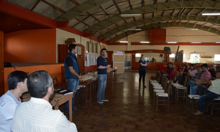 Roteiro de reuniões inicia no meio rural