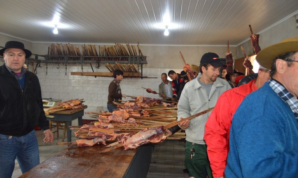 FESTA DO AGRICULTOR É SUCESSO EM SÃO PEDRO