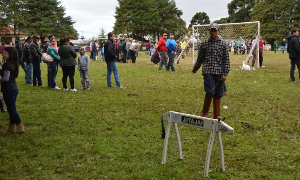 FESTA DO AGRICULTOR É SUCESSO EM SÃO PEDRO