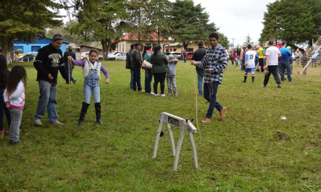 FESTA DO AGRICULTOR É SUCESSO EM SÃO PEDRO