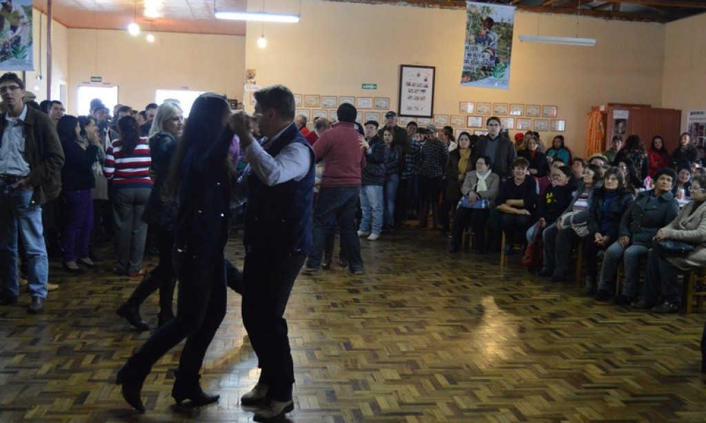 FESTA DO AGRICULTOR É SUCESSO EM SÃO PEDRO