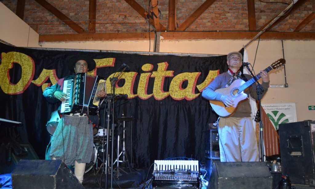 FESTA DO AGRICULTOR É SUCESSO EM SÃO PEDRO