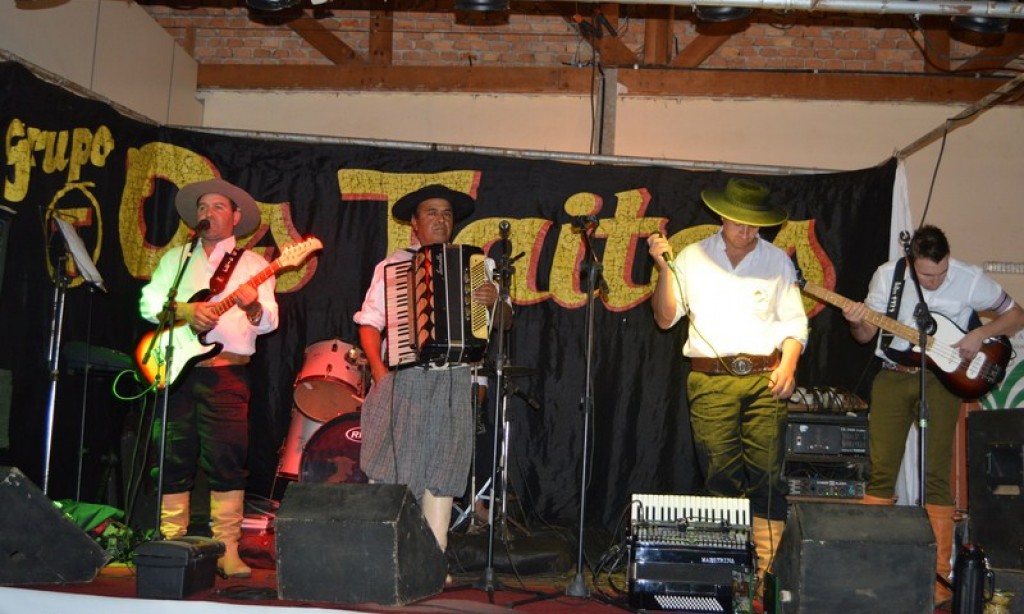 FESTA DO AGRICULTOR É SUCESSO EM SÃO PEDRO