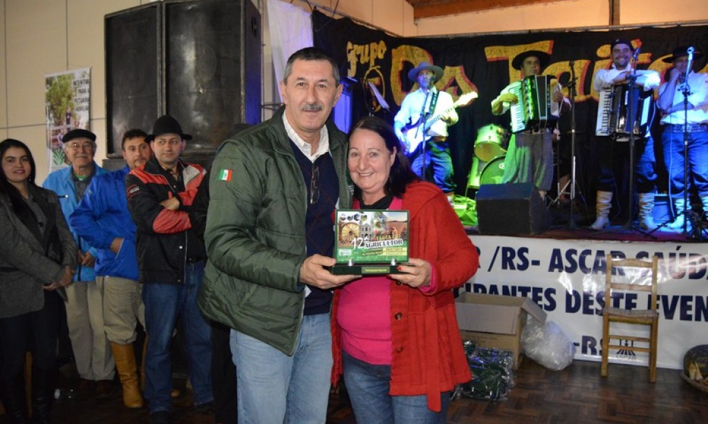 FESTA DO AGRICULTOR É SUCESSO EM SÃO PEDRO