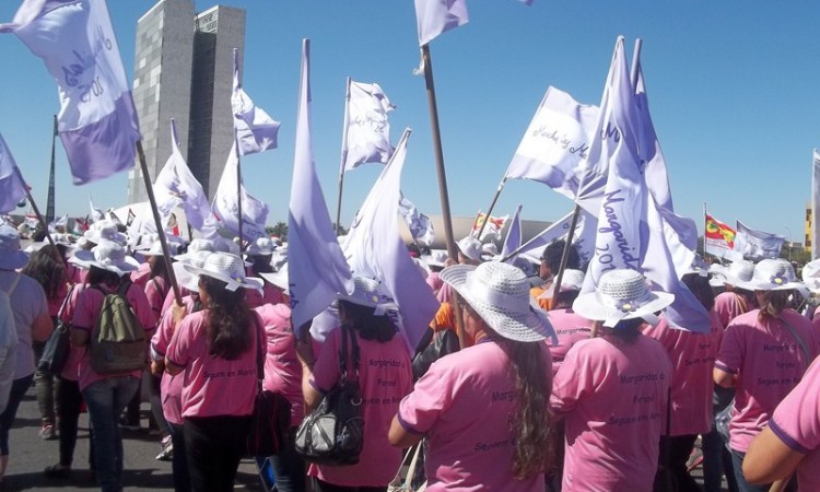 MULHERES DO STR NA MARCHA DAS MARGARIDAS 2015