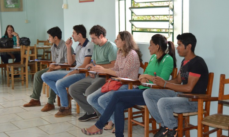 COMISSÃO DE JOVENS RURAIS DE VACARIA SE REUNE NO STR