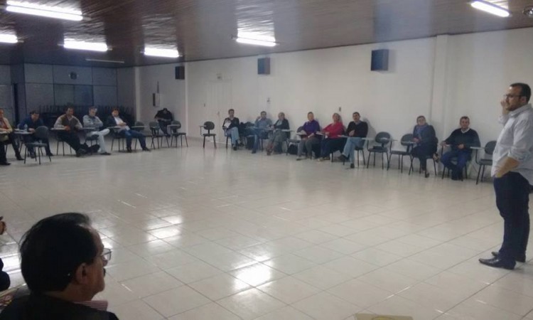 STR PARTICIPA EM FLORIANÓPOLIS DE CURSOS ESTADUAIS DE FORMAÇÃO DE ASSALARIADOS RURAIS