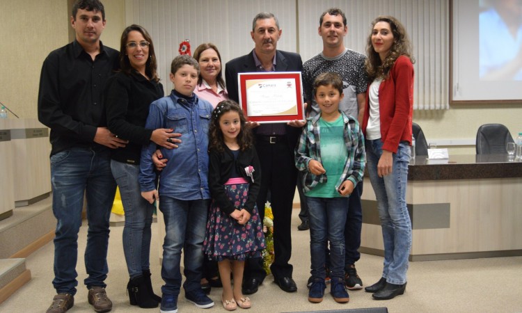 SÉRGIO POLETTO É CIDADÃO EMÉRITO DE VACARIA