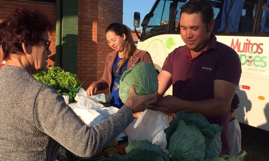 PRIMEIRA FEIRA DA AGRICULTURA FAMILIAR DE MUITOS CAPÕES