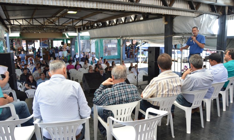 Feira de Pequenas Frutas Movimentou bom publico no final de semana