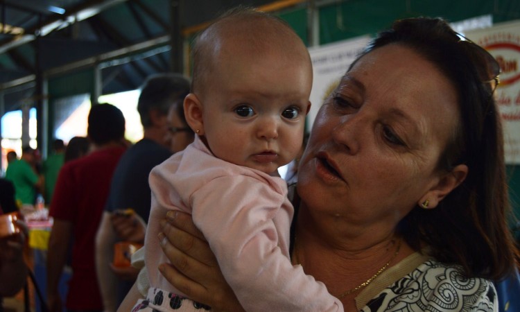 Feira de Pequenas Frutas Movimentou bom publico no final de semana