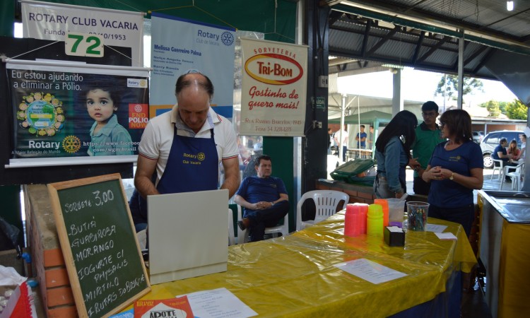 Feira de Pequenas Frutas Movimentou bom publico no final de semana