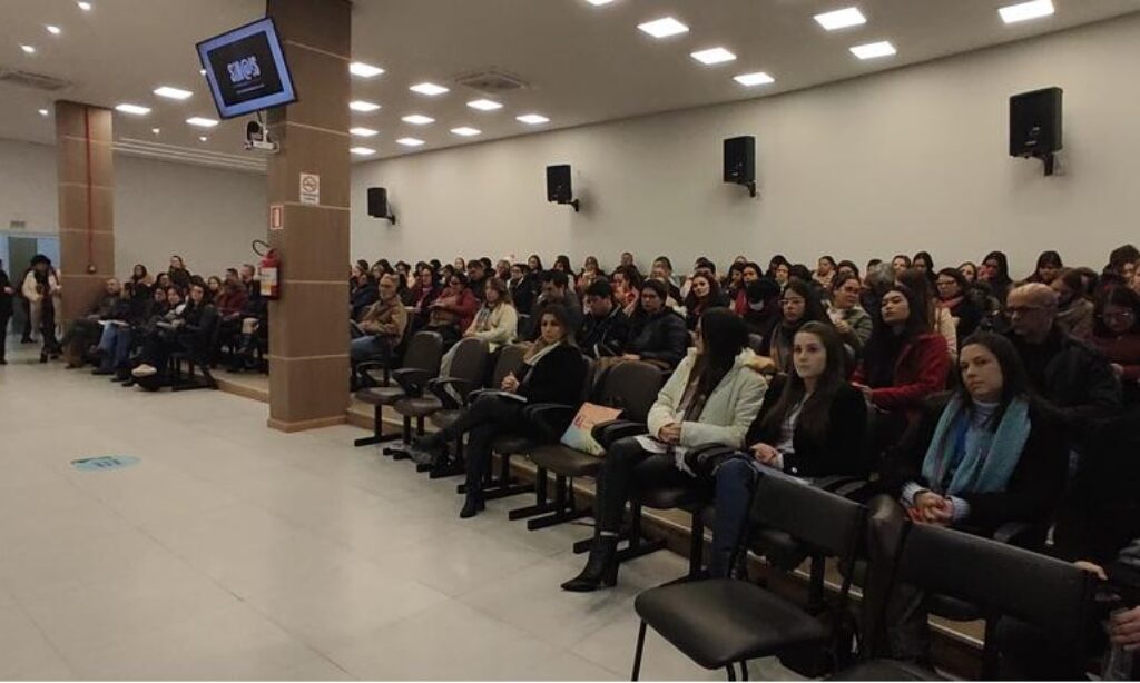Projeto Sinais é apresentado à Rede de Proteção da Infância em Vacaria