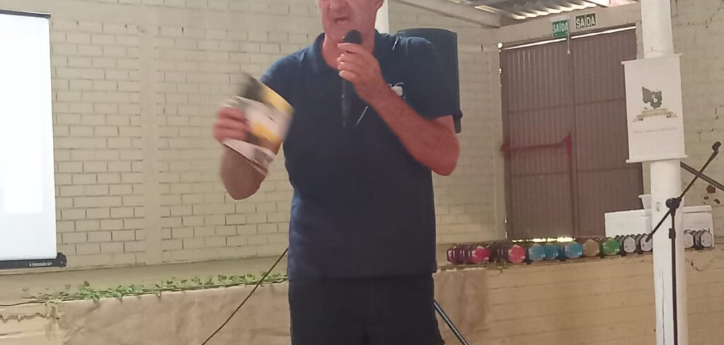 Sérgio Poletto participa de encontro de apicultores em São José dos Ausentes e destaca importância da agricultura familiar