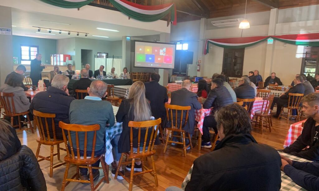 Migração de Trabalhadores do Mercosul Pressiona Regularização no RS, Aponta Fetar